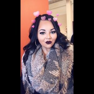 Meet your Posher, Lexie